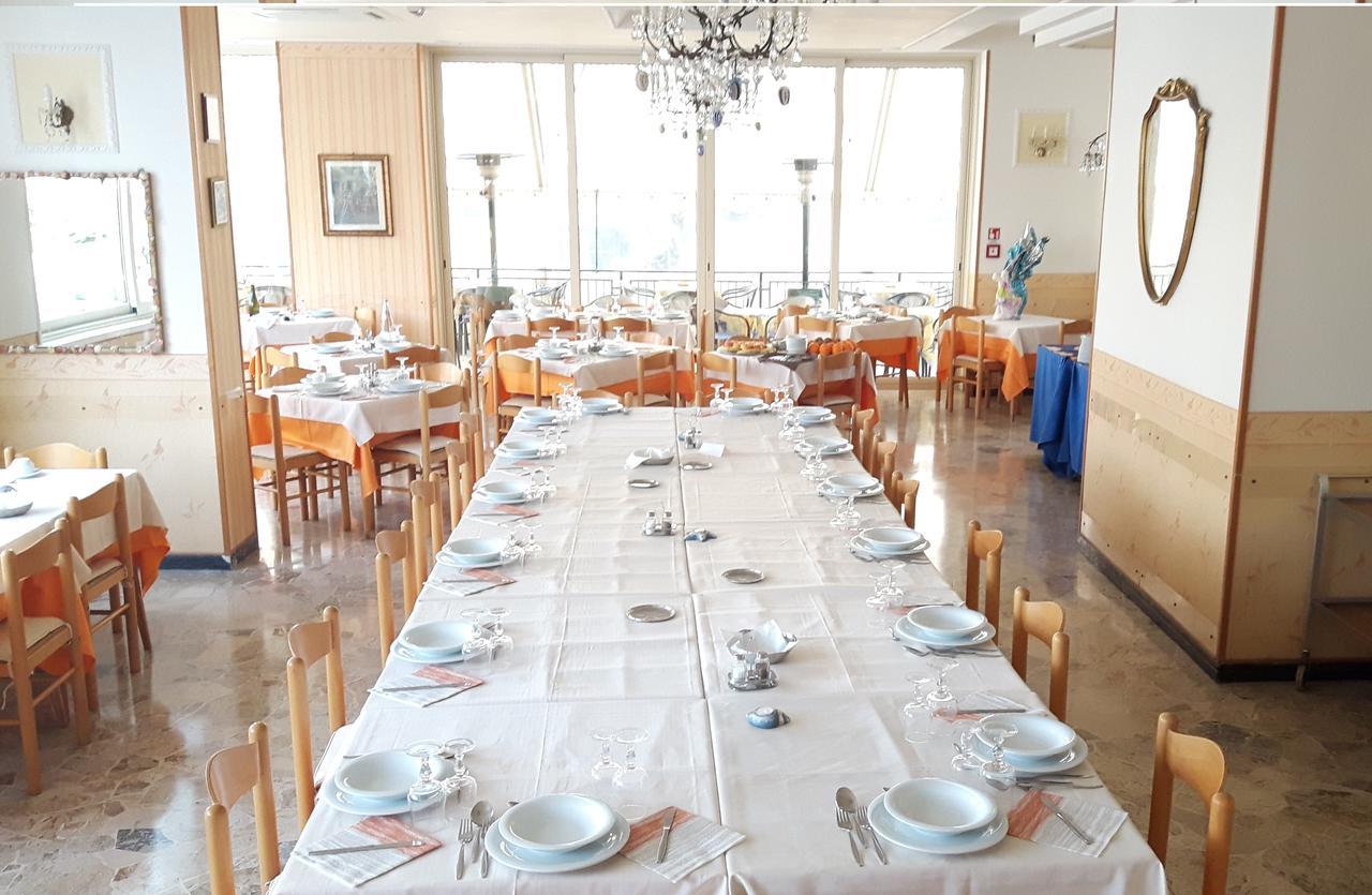Hotel Moby Dick Ρίμινι Εξωτερικό φωτογραφία
